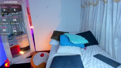 follow me in me  IG jenndy971 online show from 02/07/25, 06:24