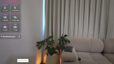  jenn  online show from 10/15/25, 12:27