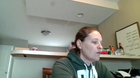 Snapshot of jennibean6996 chatting on 12/03/24, 02:05 Jennibean6996 online show from 12/03/24, 02:05