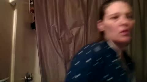 Snapshot of jennibean6996 chatting on 12/09/24, 01:51 Jennibean6996 online show from 12/09/24, 01:51