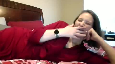 Snapshot of jennibean6996 chatting on 12/20/24, 02:05 Jennibean6996 online show from 12/20/24, 02:05