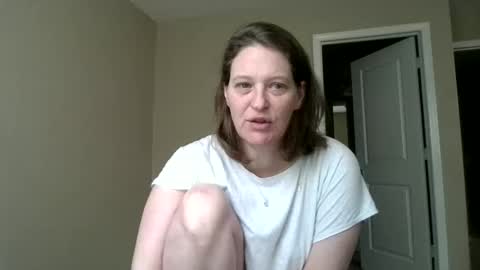 Snapshot of jennibean6996 chatting on 01/07/25, 02:08 Jennibean6996 online show from 01/07/25, 02:08