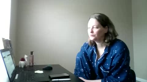 Snapshot of jennibean6996 chatting on 01/14/25, 01:49 Jennibean6996 online show from 01/14/25, 01:49