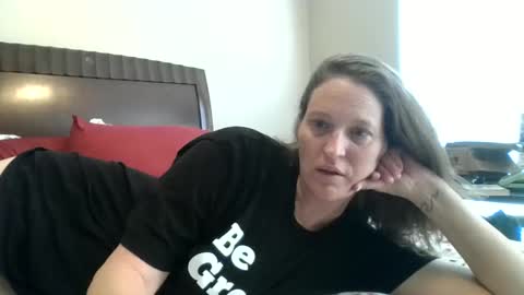 Snapshot of jennibean6996 chatting on 10/05/25, 01:20 Jennibean6996 online show from 10/05/25, 01:20