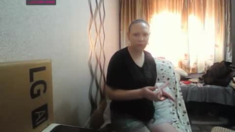 Snapshot of jennideep chatting on 11/17/25, 07:58 JenniDeep online show from 11/17/25, 07:58