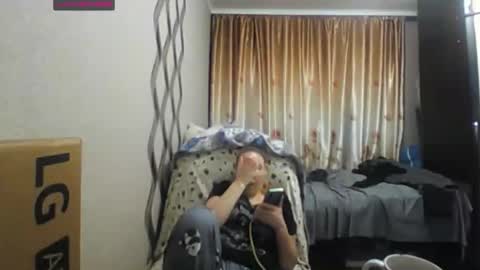 Snapshot of jennideep chatting on 11/19/25, 06:08 JenniDeep online show from 11/19/25, 06:08