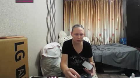 Snapshot of jennideep chatting on 11/22/25, 02:43 JenniDeep online show from 11/22/25, 02:43