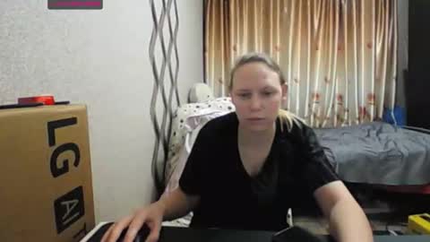 Snapshot of jennideep chatting on 11/30/25, 08:46 JenniDeep online show from 11/30/25, 08:46