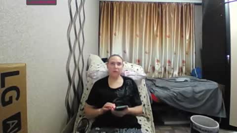 Snapshot of jennideep chatting on 12/04/25, 02:32 JenniDeep online show from 12/04/25, 02:32