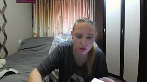 Snapshot of jennideep chatting on 03/21/26, 12:43 JenniDeep online show from 03/21/26, 12:43