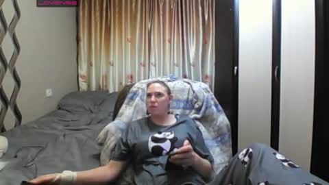 Snapshot of jennideep chatting on 03/25/26, 06:36 JenniDeep online show from 03/25/26, 06:36