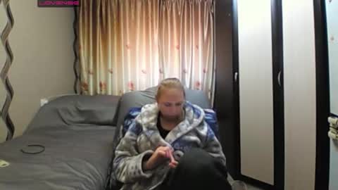 Snapshot of jennideep chatting on 05/28/26, 12:02 JenniDeep online show from 05/28/26, 12:02