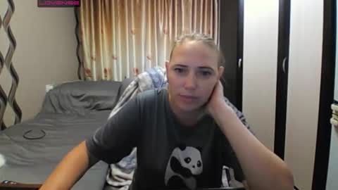 Snapshot of jennideep chatting on 06/03/26, 01:03 JenniDeep online show from 06/03/26, 01:03