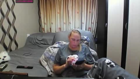 Snapshot of jennideep chatting on 06/11/26, 06:17 JenniDeep online show from 06/11/26, 06:17