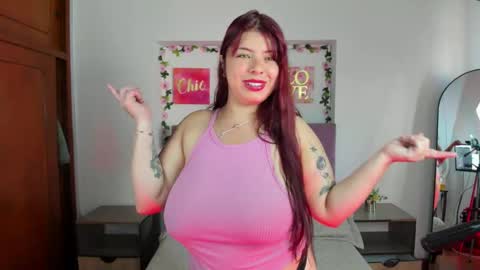 Snapshot of jennie_boobs_ chatting on 09/25/25, 08:23 Jennie online show from 09/25/25, 08:23