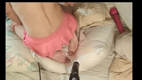 Jennie bttmcd online show from 09/19/25, 12:56