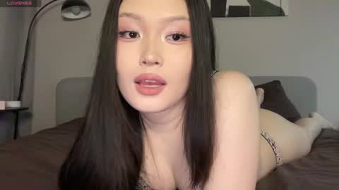 jennie_yung online show from 07/17/26, 12:28