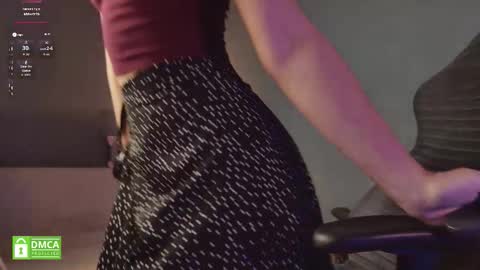 Snapshot of jenniee_ chatting on 11/18/25, 08:13 Jennie online show from 11/18/25, 08:13