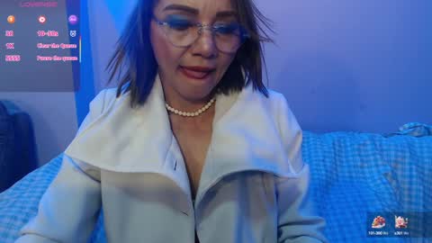 Jennie online show from 01/20/25, 12:18