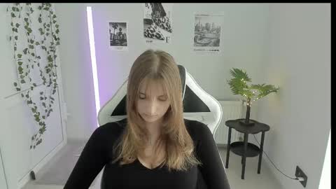 Karla online show from 05/26/26, 12:56