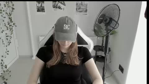 Karla online show from 06/11/26, 10:02