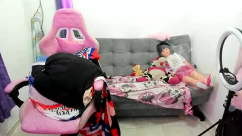 jennifer_bodyy0404 online show from 06/20/26, 09:17
