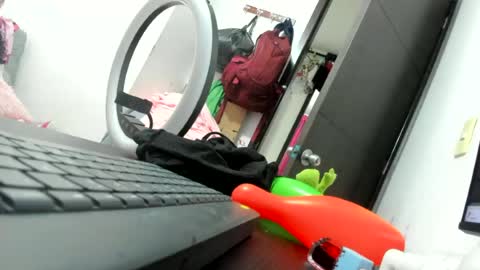 jennifer_bodyy0404 online show from 06/26/26, 02:05