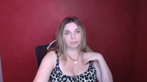 Jennifer online show from 09/10/25, 11:54