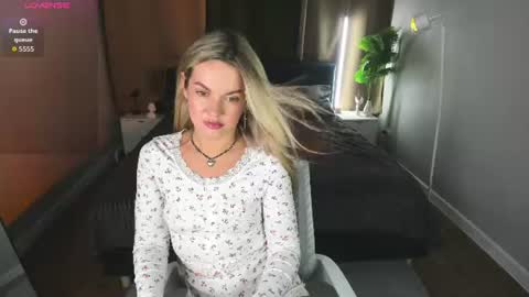 Jennifer Perezz online show from 06/10/26, 05:12