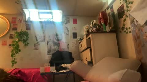 jennifer_robbie online show from 12/14/24, 06:20