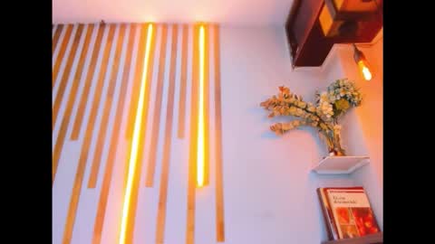 Jennifer vega  online show from 11/09/25, 08:29