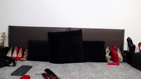 Snapshot of jenniferevanx chatting on 11/27/25, 06:59 Jenny online show from 11/27/25, 06:59