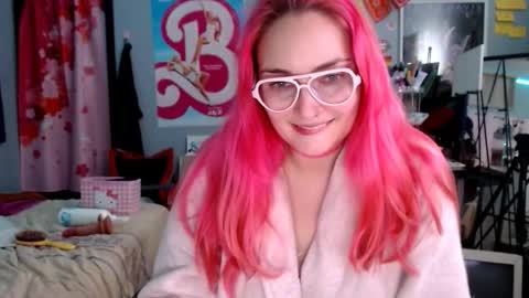 Jennifer Gwen online show from 12/03/25, 02:30