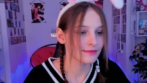 Snapshot of jenniferkiim chatting on 10/25/25, 02:52 jenniferkiim online show from 10/25/25, 02:52