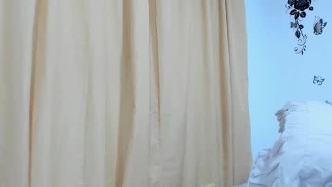 Snapshot of jenniferloveyou chatting on 10/04/25, 09:18 jenniferloveyou online show from 10/04/25, 09:18