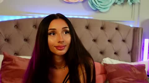 Snapshot of jenniferlovvex chatting on 05/25/26, 04:40 JenniferLovveX online show from 05/25/26, 04:40