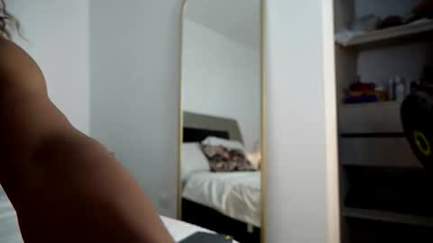 Jenn online show from 05/29/26, 04:49