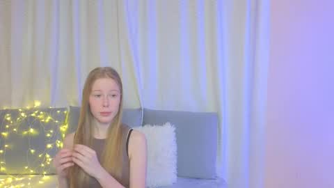 Snapshot of jenny_angelok chatting on 01/14/26, 10:32 Next broadcast on December 05 subject to change online show from 01/14/26, 10:32
