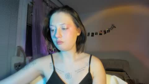 Jennifer Jenny Darling   online show from 02/10/26, 08:13