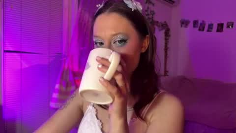 Jennifer Jenny Darling   online show from 06/20/26, 07:05