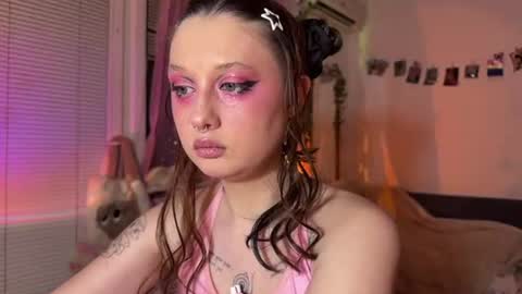 Jennifer Jenny Darling   online show from 07/02/26, 07:09