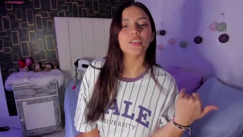 andrea online show from 01/12/25, 02:45