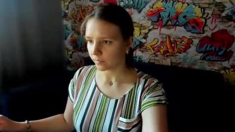 Jenny online show from 06/17/26, 09:23