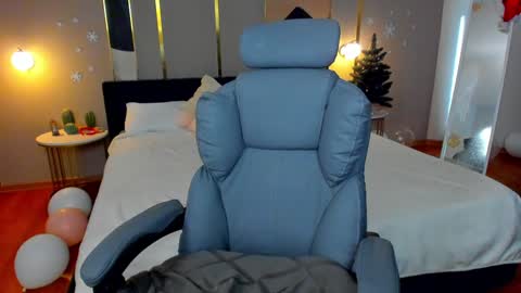 Snapshot of jenny_miller_ chatting on 01/28/25, 07:22 Jennt online show from 01/28/25, 07:22