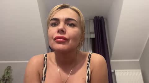 Jenny online show from 01/22/25, 11:56