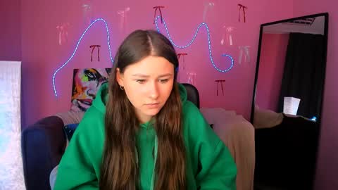 Snapshot of jenny_rill chatting on 04/10/26, 06:07 Jenny online show from 04/10/26, 06:07