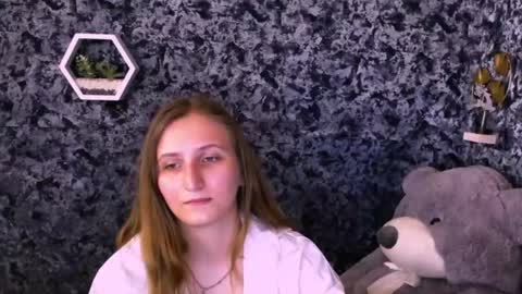 Snapshot of jenny_smille_ chatting on 05/22/26, 08:10 jenny_smille_ online show from 05/22/26, 08:10