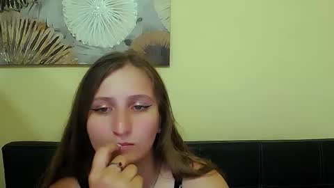 jenny_smille_ online show from 06/18/26, 09:47