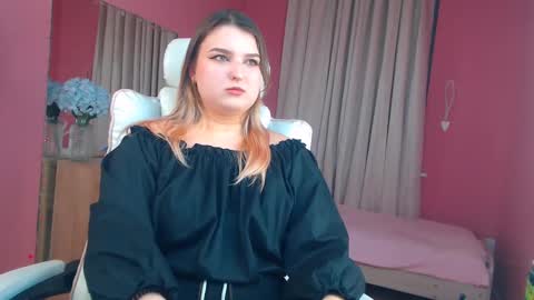 Snapshot of jenny_smitx chatting on 02/08/25, 01:54 jenny_smitx online show from 02/08/25, 01:54