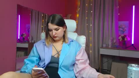 Snapshot of jenny_smitx chatting on 03/01/25, 01:29 jenny_smitx online show from 03/01/25, 01:29
